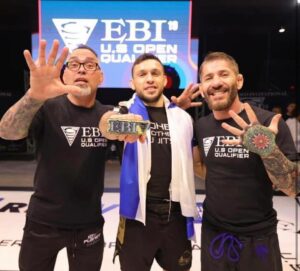 עומר עמנואלי זכה בטורניר BJJ במבחנים של EBI